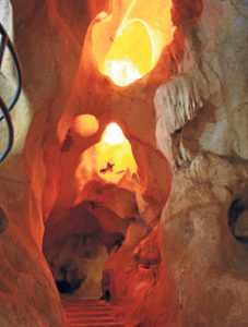 rincon de la victoria caves