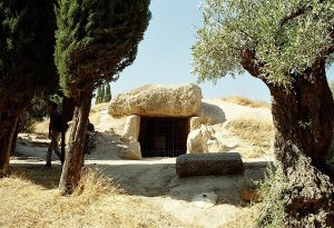 Dolmen_de_Menga_Antequera20