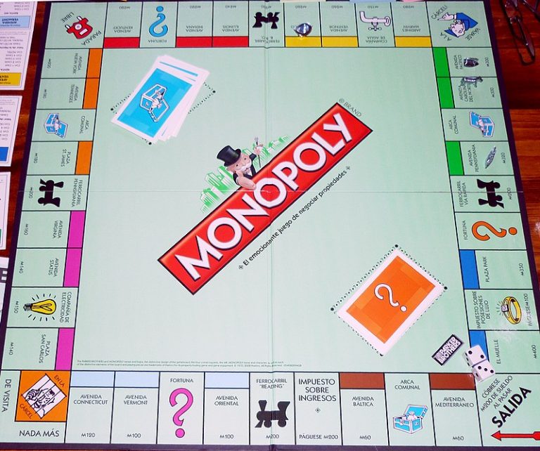 Two Costa del Sol towns to feature on new Spanish Monopoly board